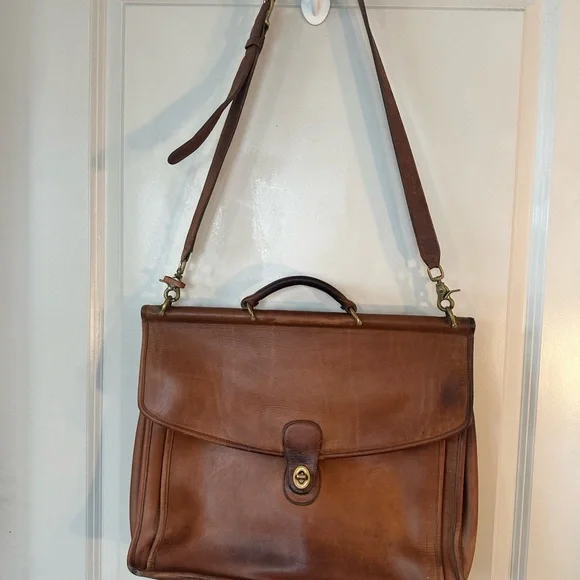 Vintage95 Coach Beekman British BrownLeather Briefcase/Messenger/Laptop Bag 5266